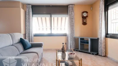 Semi-detached house on Carrer de Miguel Hernández photo 10