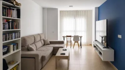 Apartment in Montroy photo 6