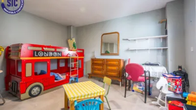 Flat on Isaac Peral Street photo 13