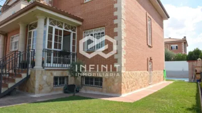 Semi-detached house in Urb. Eras de San Sebastian photo 7