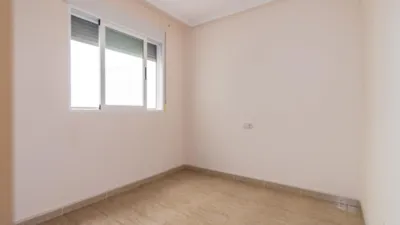 Apartment on Jose Martinez Ruiz-Azorin Street photo 25