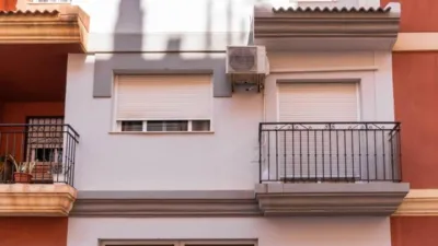 Terraced house in Bullas Street photo 61