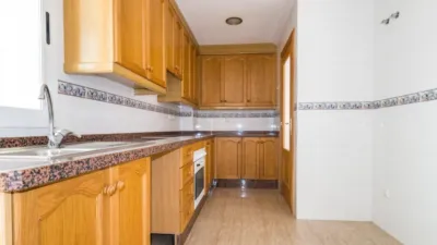 Apartment on Jose Martinez Ruiz-Azorin Street photo 13