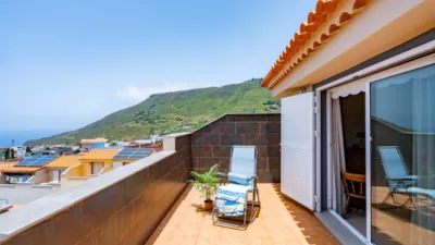 Semi-detached house on Calle Mederos photo 48