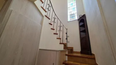House in Urban Core photo 7