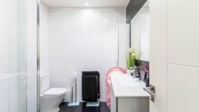 Terraced house in Bullas Street photo 31