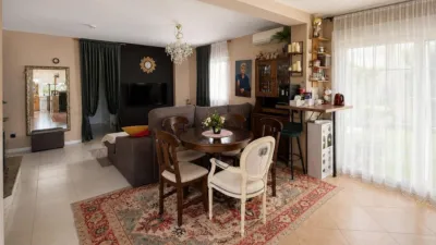 Chalet on Calle Cala Capitan-Cabo Roig photo 2