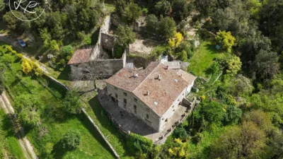 Rustic finca on Lloc Riera Mas Coromina street photo 2