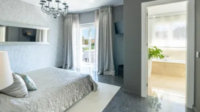 Chalet on Calle Entrelagos, La Cala Golf photo 17