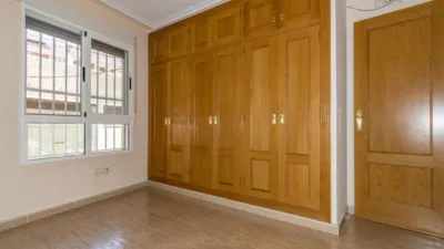 Apartment on Jose Martinez Ruiz-Azorin Street photo 21