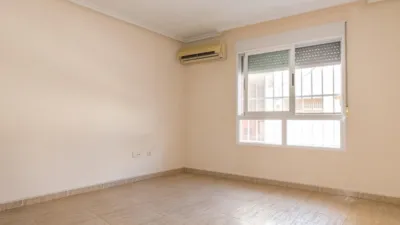 Apartment on Jose Martinez Ruiz-Azorin Street photo 4