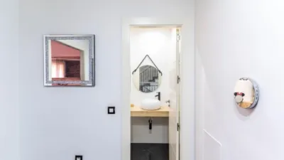 Terraced house in Bullas Street photo 15