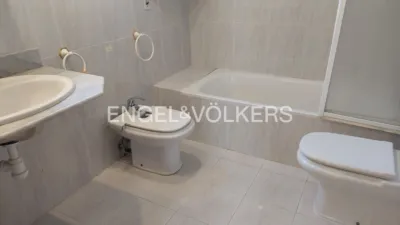 Chalet on Carrer d'en Pere Antoni Torres i Jordi, 5 photo 30