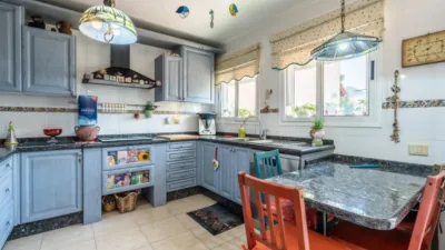 Semi-detached house on Calle Mederos photo 19