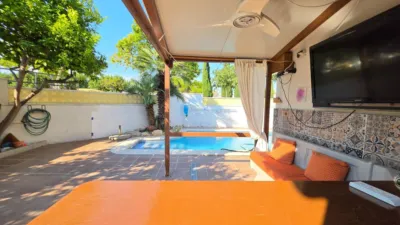 House in Urban Core photo 5
