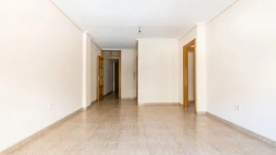 Apartment on Jose Martinez Ruiz-Azorin Street photo 9