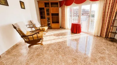 Apartment in Zona Consum photo 3