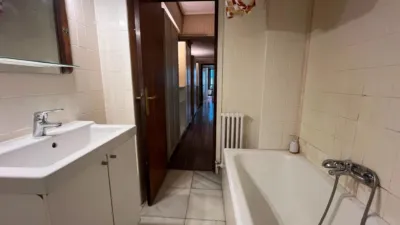 Apartment on Pedro Martínez Artola Street photo 31