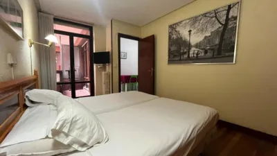 Apartment on Pedro Martínez Artola Street photo 20
