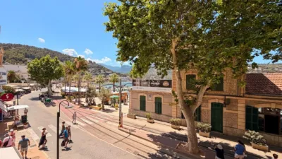 Apartment on Carrer de Marina photo 3