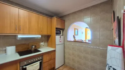 Apartamento en calle Urbano Arregui photo 15