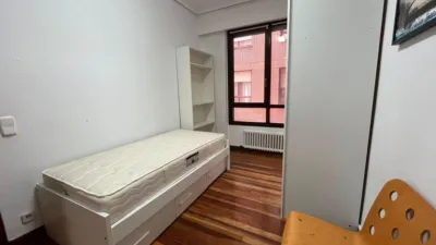 Apartment on Pedro Martínez Artola Street photo 18