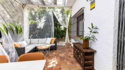 Chalet on Calle de las Cortes Valencianas photo 40