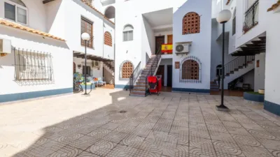 Apartment on Calle de Los Montesinos photo 7