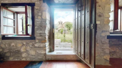 Terraced house in Carretera Lezana photo 23