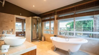 Chalet in El Pinar- Punta Galea photo 9