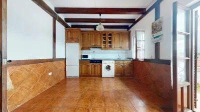 Terraced house in Carretera Lezana photo 12