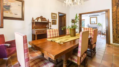 Chalet on Calle de las Cortes Valencianas photo 53