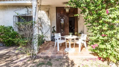 Chalet on Calle de las Cortes Valencianas photo 38