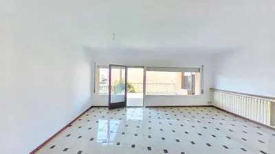 Apartment in Manlleu photo 8