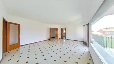Apartment in Manlleu photo 5