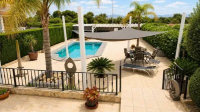 Chalet in La Marina photo 2