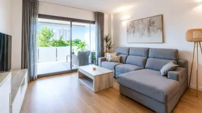 Apartment in La Plana photo 9