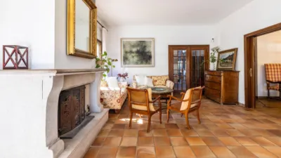Chalet on Calle de las Cortes Valencianas photo 35