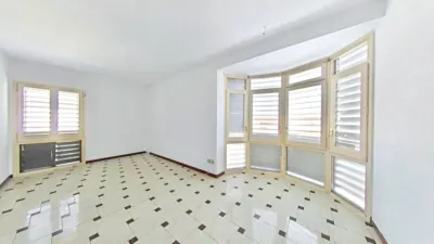 Apartment in Manlleu photo 13