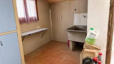 House in the Centre photo 12