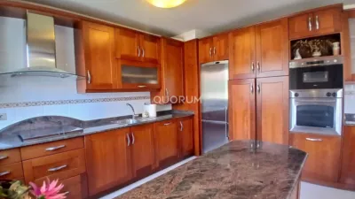 Top-floor apartment in Burtzeña photo 4