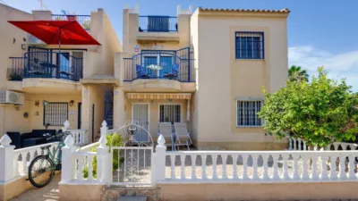 Casa – Torrevieja, Urbanización El Chaparral - Vista 2