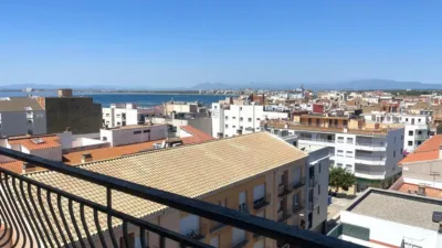 Apartment in Carrer del Puig Rom photo 29