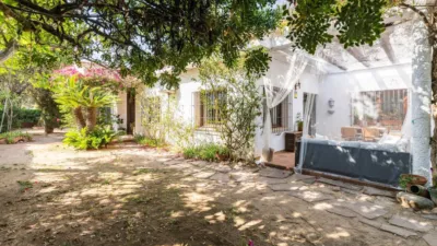 Chalet on Calle de las Cortes Valencianas photo 6