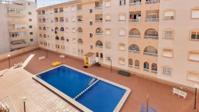 Apartment on Calle de la Loma, 36 photo 3