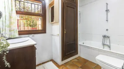 Chalet on Calle de las Cortes Valencianas photo 17