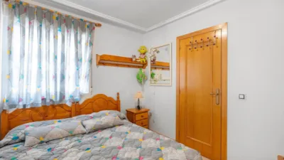 Apartment on Calle de la Loma, 36 photo 18