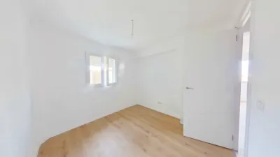 Apartment in Simancas photo 8