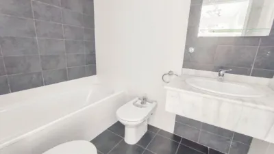 Apartment on Calle de Viena photo 17