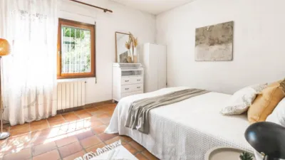 Chalet on Calle de las Cortes Valencianas photo 14